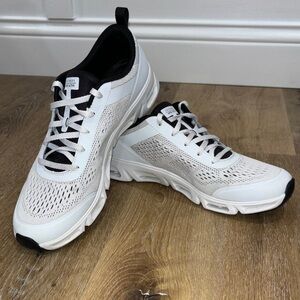 Skechers White and Black Mesh Athletic Sneakers
